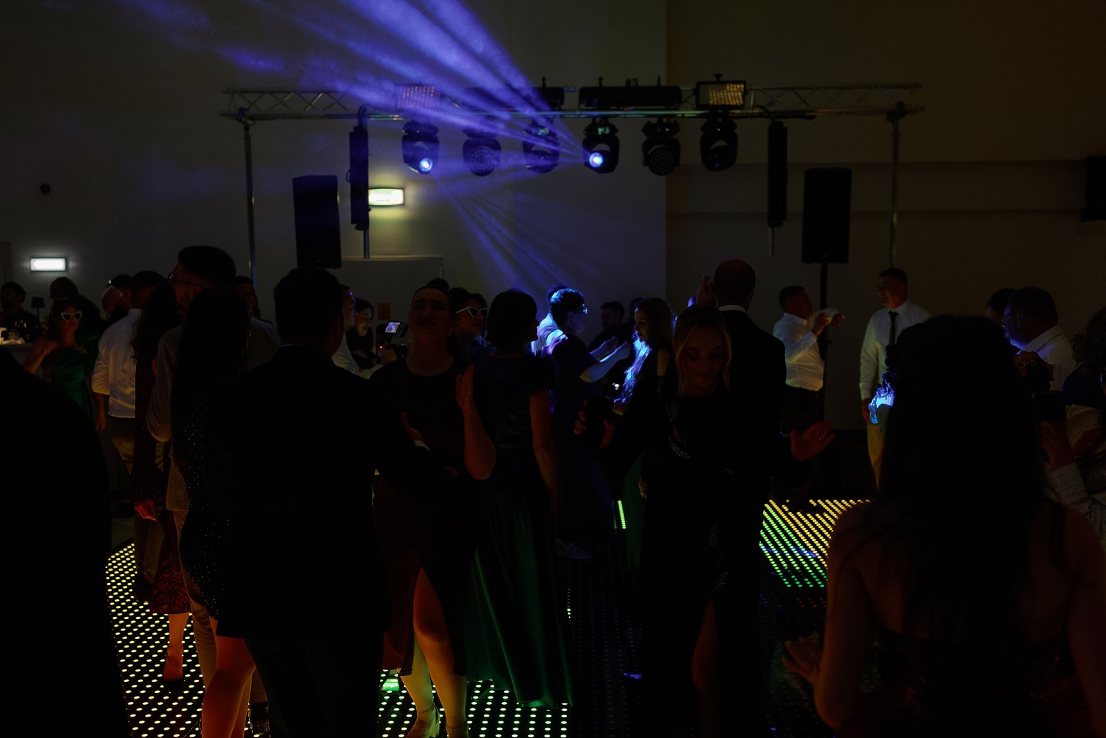 Podea de dans LED iluminată la un eveniment